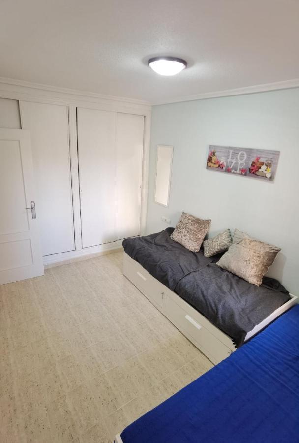 Apartament Z Duzym Tarasem Na Pieknym Osiedlu Orihuela Esterno foto