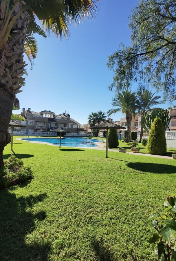 Apartament Z Duzym Tarasem Na Pieknym Osiedlu Orihuela Esterno foto